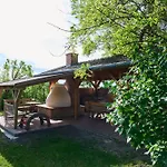 Guest house Koris Tanya 3*