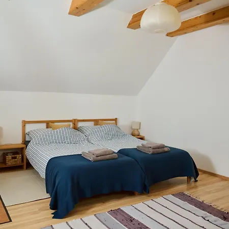 Koris Tanya Hodmezovasarhely