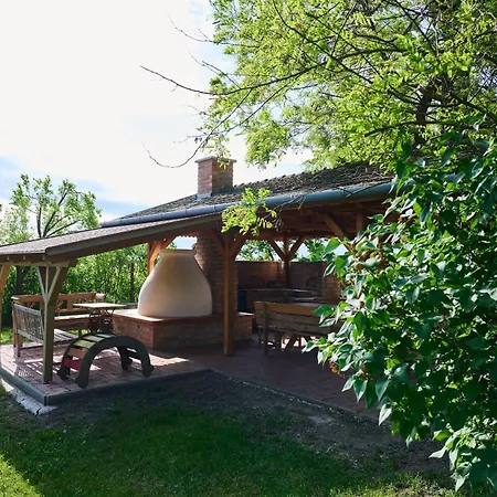 Guest house Koris Tanya 3*