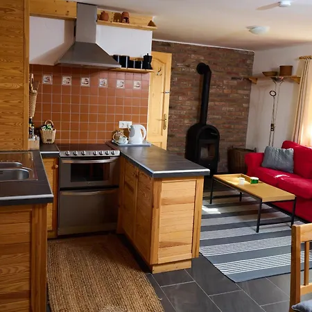 Koris Tanya Hodmezovasarhely