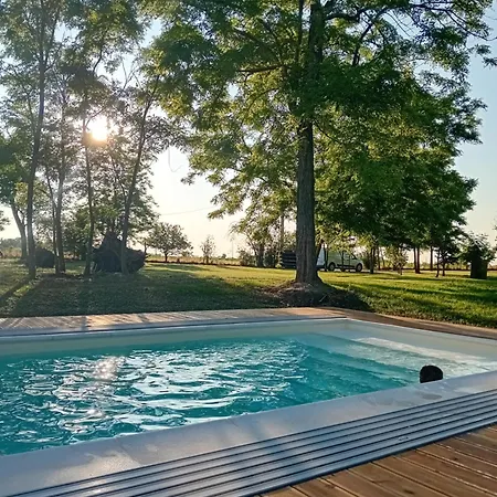 Koris Tanya Hodmezovasarhely